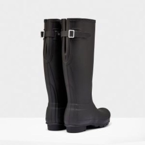 HUNTER Adjustable Tall Rainboot - Picture 2 of 6